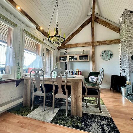 Hof Vierzehnender Im Hohen Venn - 70Qm Fachwerk-Studio - Grosses Wohn-Schlafzimmer Mit Dachterrasse Und Kaminofen - Separate Kueche - Perfekt Fuer Paare - Monschau - Eifel - Hunde Willkommen - Islandpferde Eksteriør billede