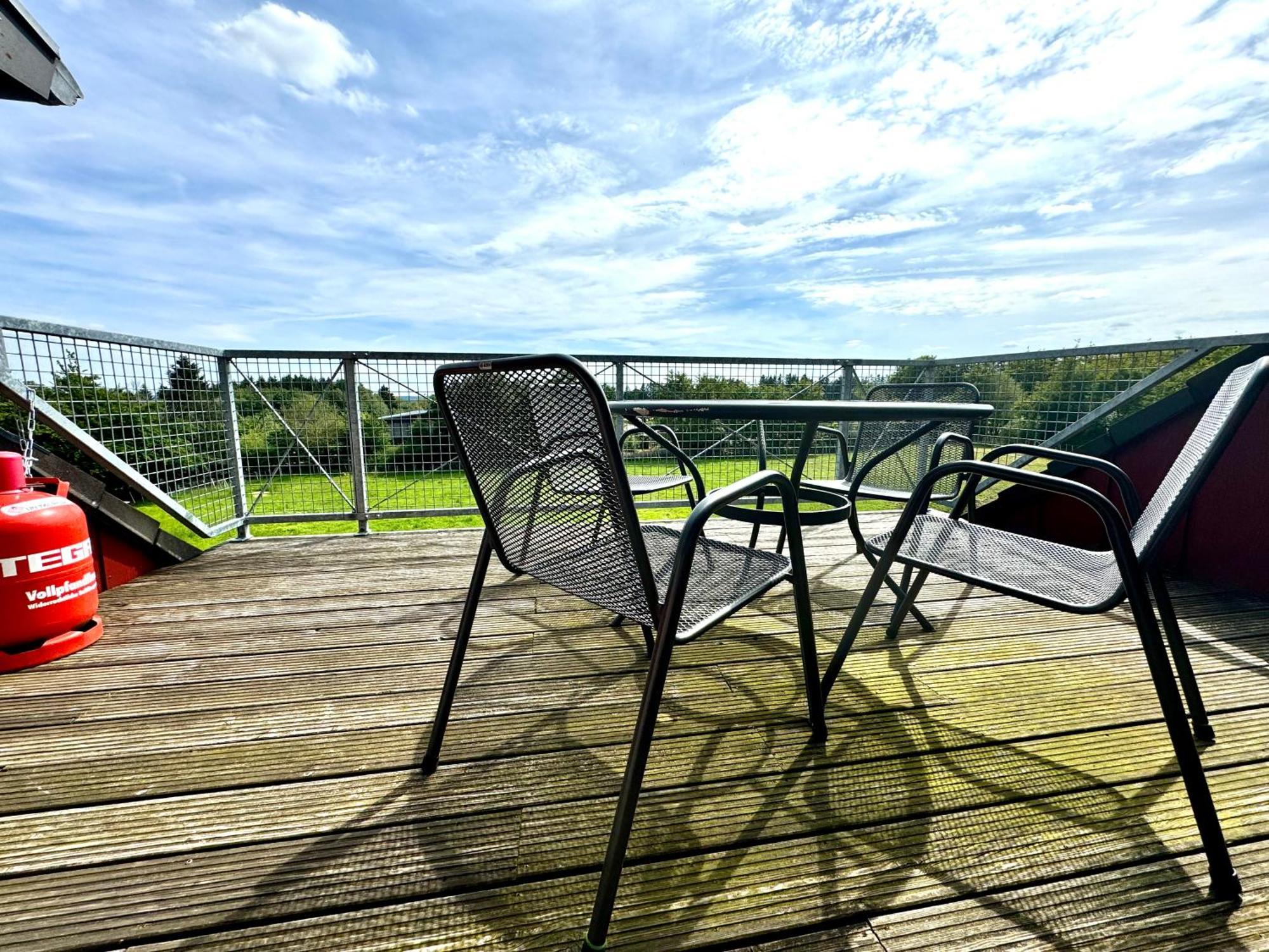 Hof Vierzehnender Im Hohen Venn - 70Qm Fachwerk-Studio - Grosses Wohn-Schlafzimmer Mit Dachterrasse Und Kaminofen - Separate Kueche - Perfekt Fuer Paare - Monschau - Eifel - Hunde Willkommen - Islandpferde Eksteriør billede