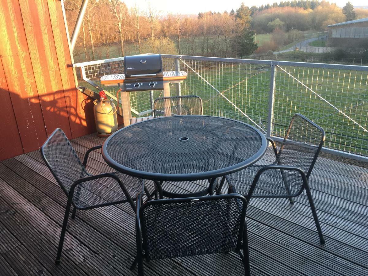 Hof Vierzehnender Im Hohen Venn - 70Qm Fachwerk-Studio - Grosses Wohn-Schlafzimmer Mit Dachterrasse Und Kaminofen - Separate Kueche - Perfekt Fuer Paare - Monschau - Eifel - Hunde Willkommen - Islandpferde Eksteriør billede